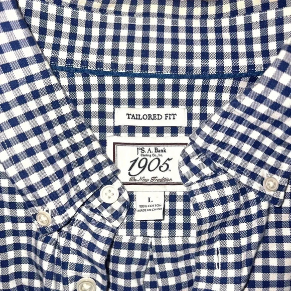 Jos. A Bank • Thick Button Down - Picture 2 of 5